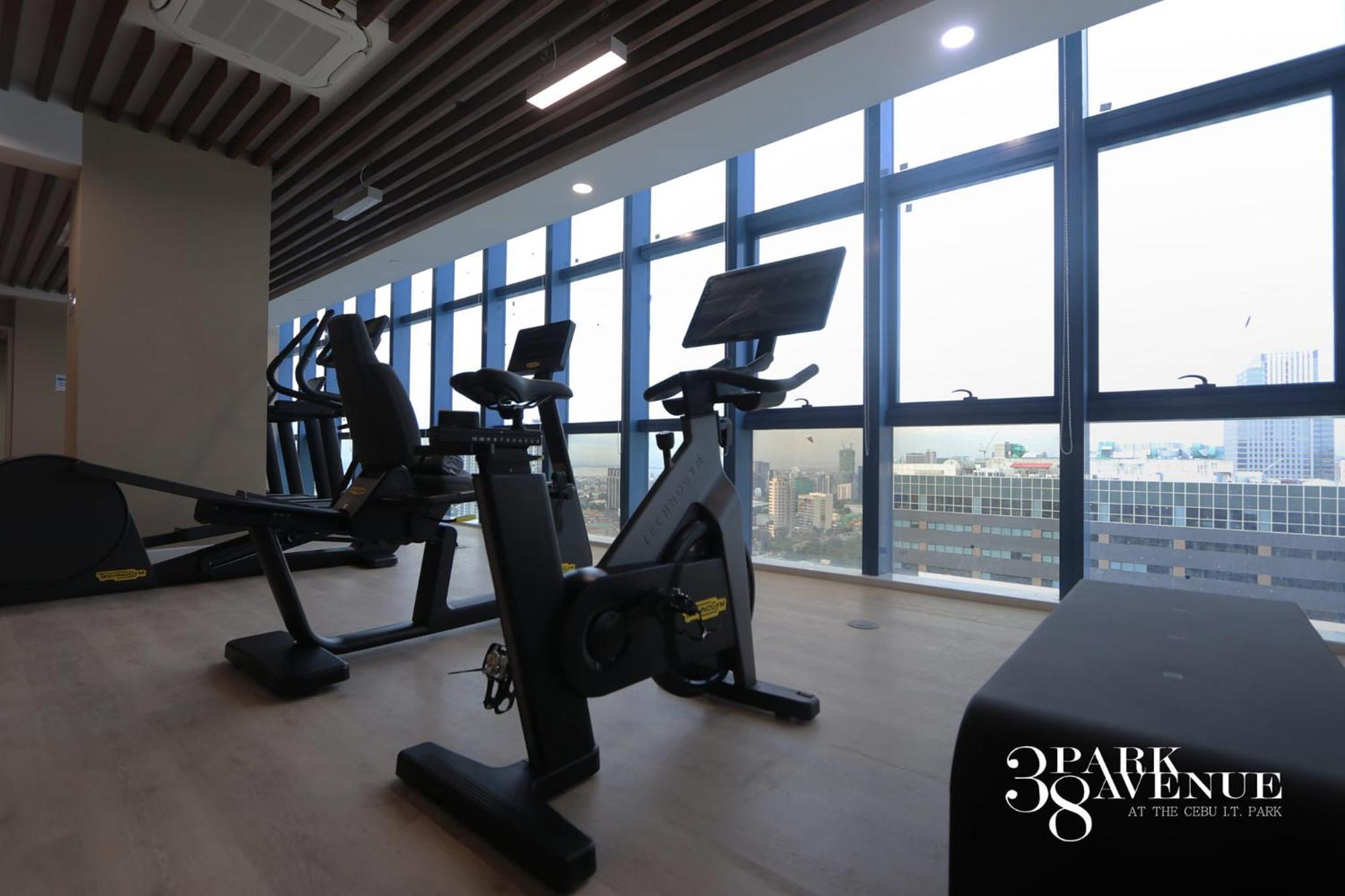 38 Park Avenue Condominium Cebu It Park - Unit Freyja Bagian luar foto
